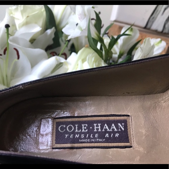 Cole Haan black leather dress shoe - Picture 14 of 16